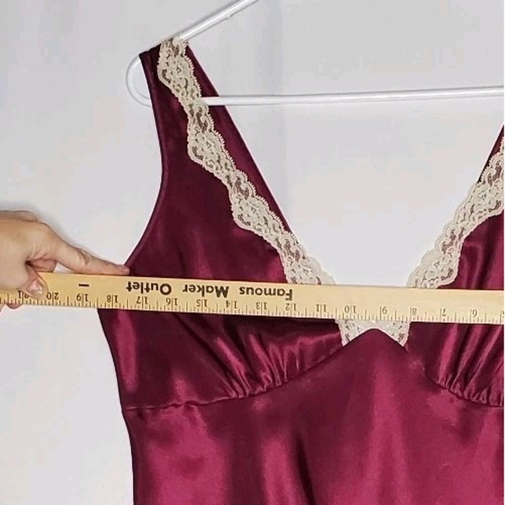 Vtg Victorias Secret Burgundy Satin Slip Dress Large V-Neck Lace 00s Y2K - Picture 5 of 9